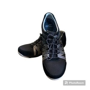 Beautiful Black Dansko 'Henrietta' athletic shoes